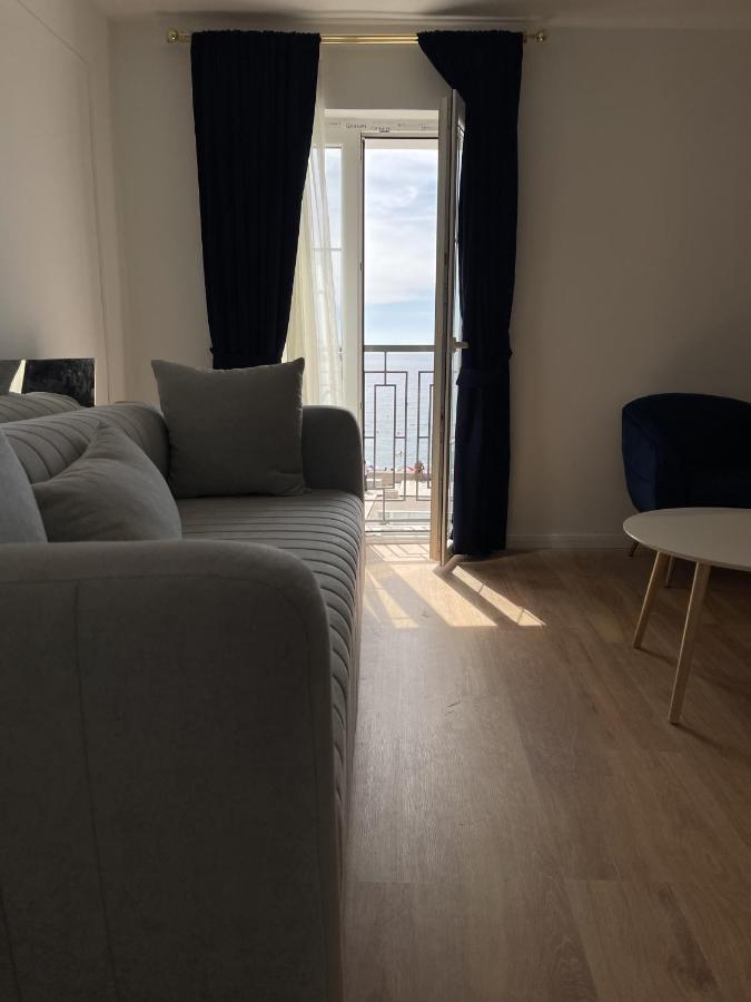 Lungomare Apartments Petrovac Εξωτερικό φωτογραφία