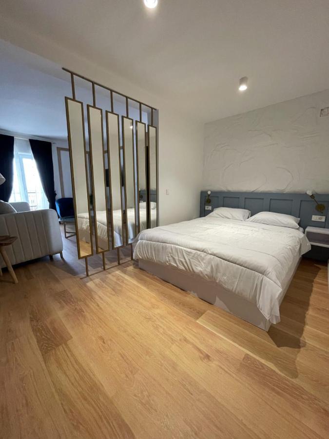 Lungomare Apartments Petrovac Εξωτερικό φωτογραφία