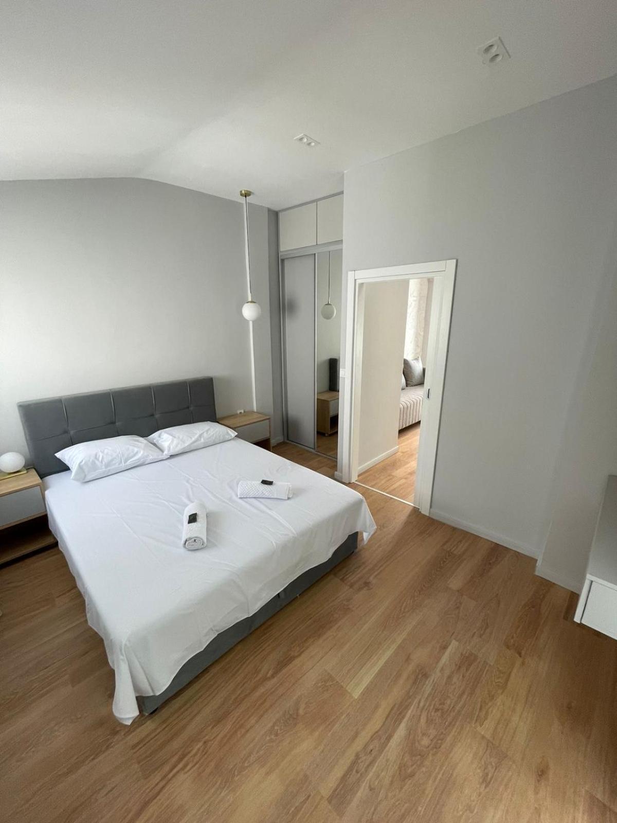 Lungomare Apartments Petrovac Εξωτερικό φωτογραφία
