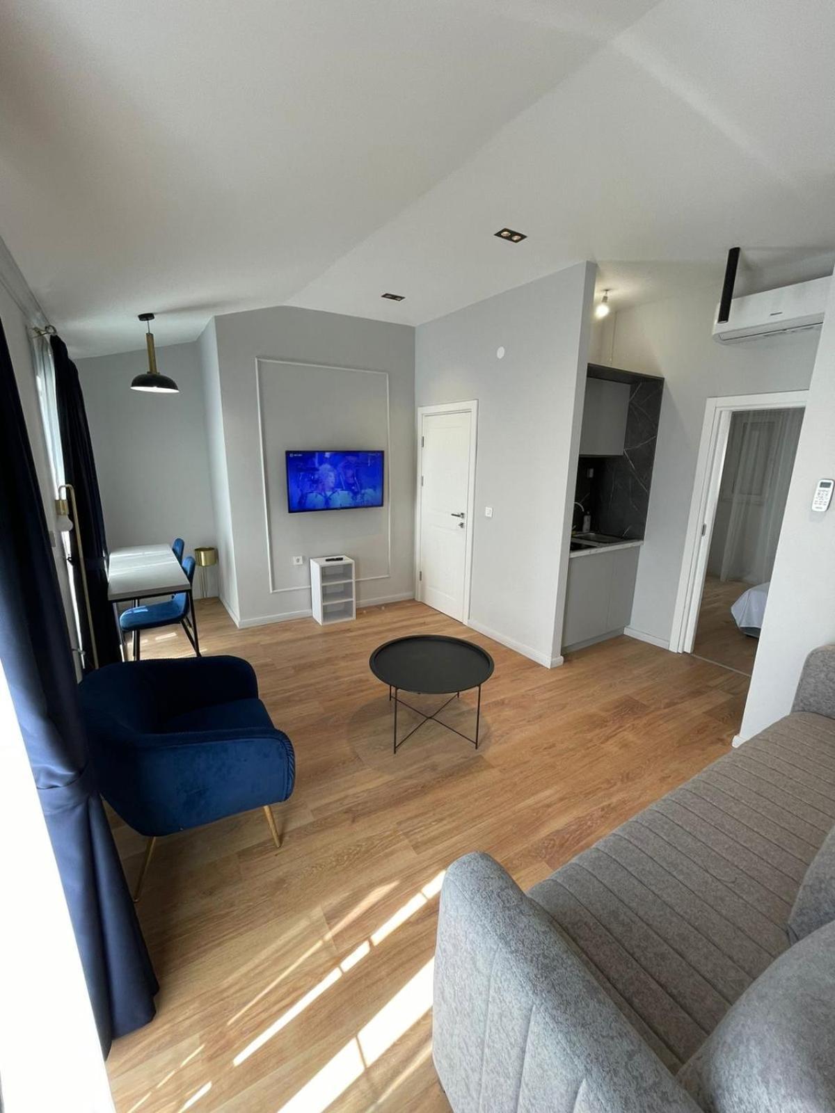 Lungomare Apartments Petrovac Εξωτερικό φωτογραφία